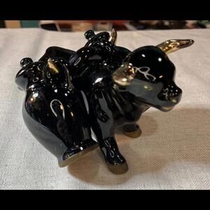Black & Gold Accents Bull Salt/Pepper Shakers